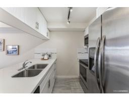 215 5650 201a Street Street, Langley, BC V3A0B3 Photo 17