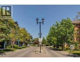 340, 22 Richard Place SW - photo 1