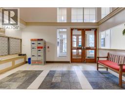 340, 22 Richard Place SW - photo 6