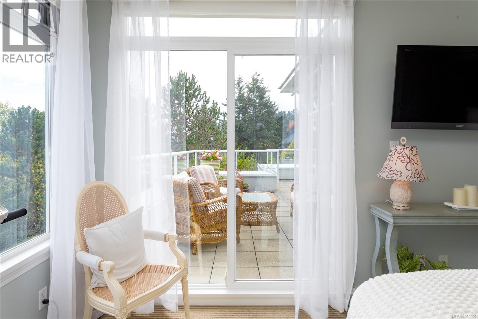 #501 5110 Cordova Bay Rd - 24