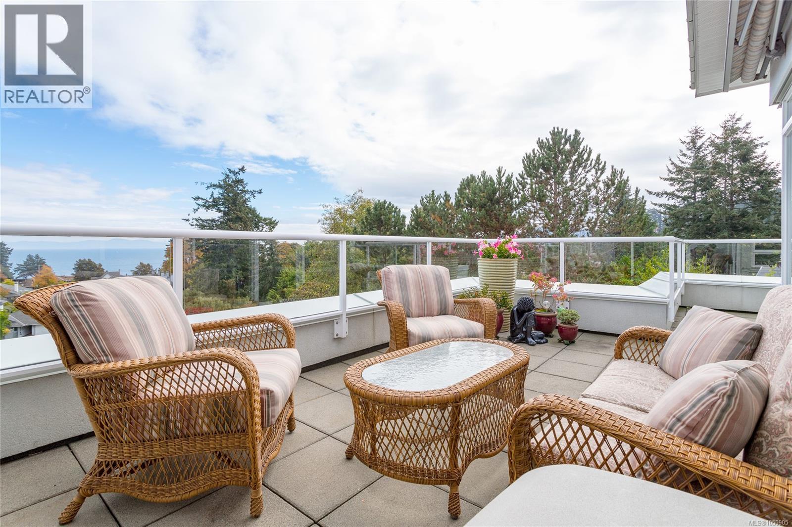 #501 5110 Cordova Bay Rd - Image 39