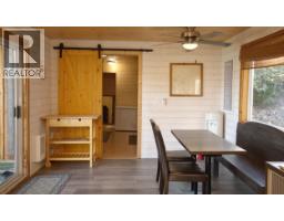 Foyer - 5647 Marshall Creek Road, Horsefly, BC V0L1L0 Photo 10