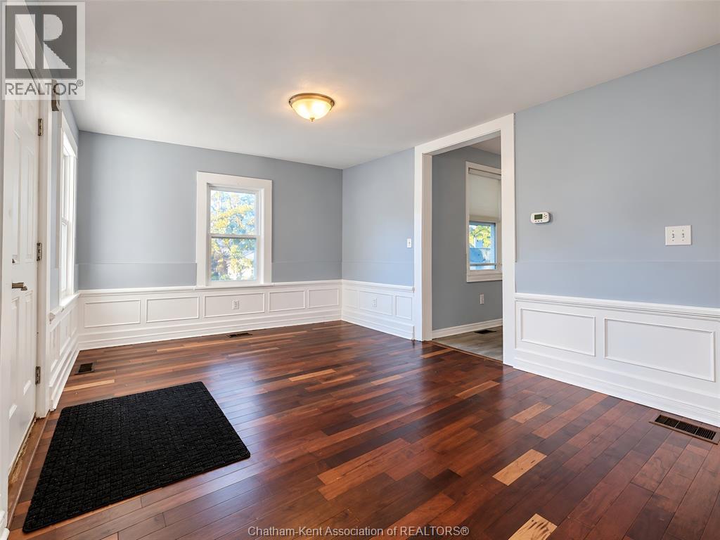 208 Lacroix STREET - 11