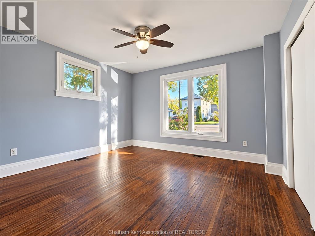 208 Lacroix STREET - Image 12