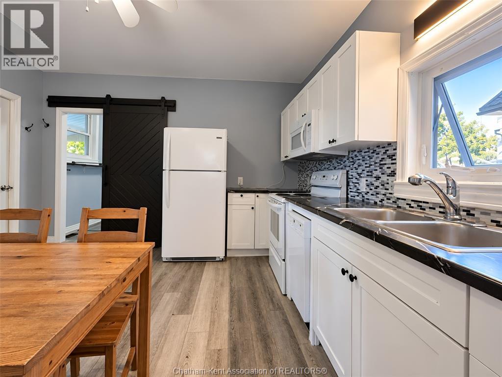 208 Lacroix STREET - 17