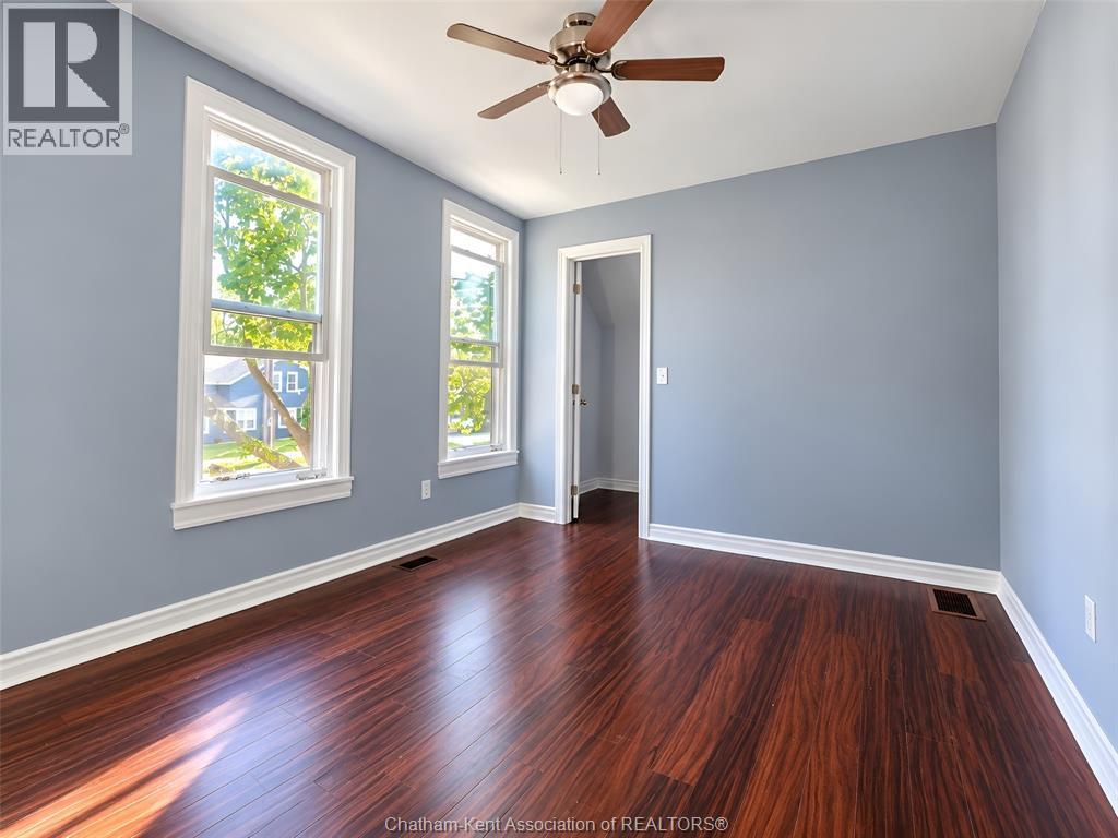 208 Lacroix STREET - Image 23