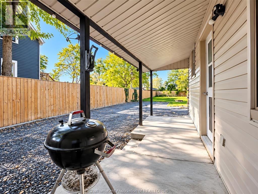 208 Lacroix STREET - Image 27