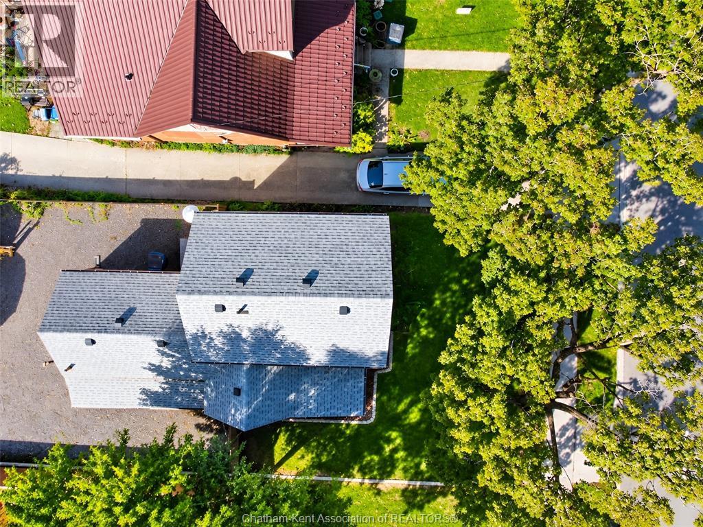 208 Lacroix STREET - 28