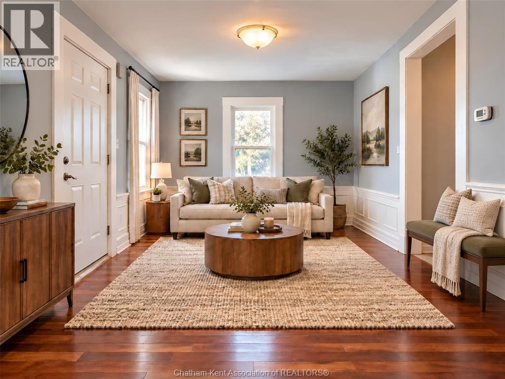 208 Lacroix STREET - 3