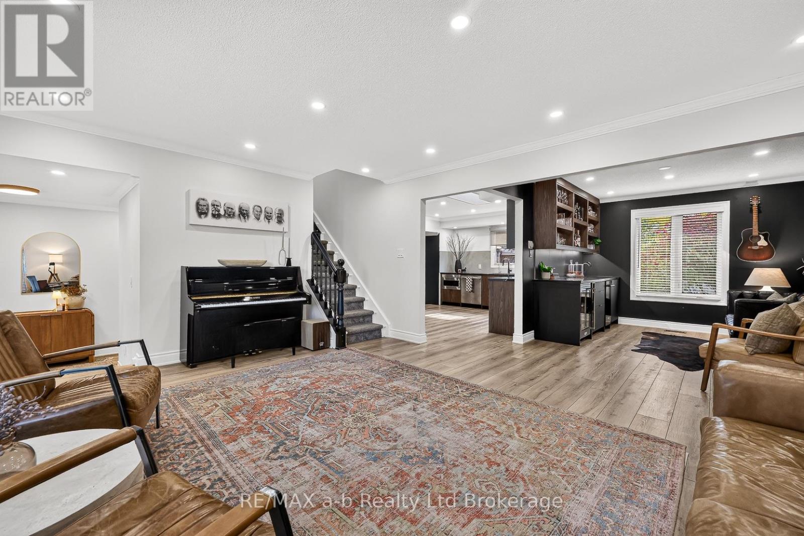 1182 SPRUCEDALE ROAD - 7