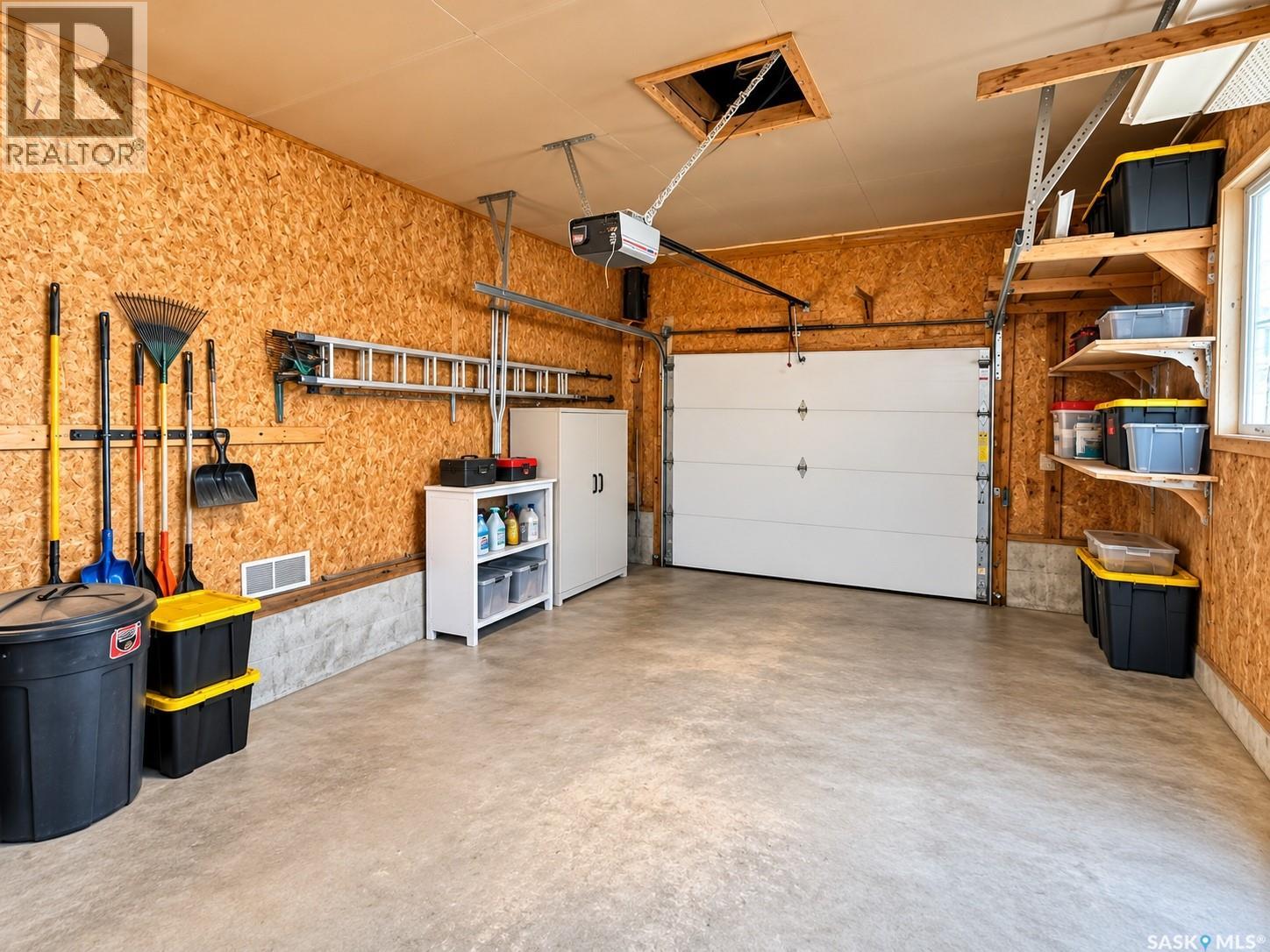 5810 Sherwood DRIVE - Image 42