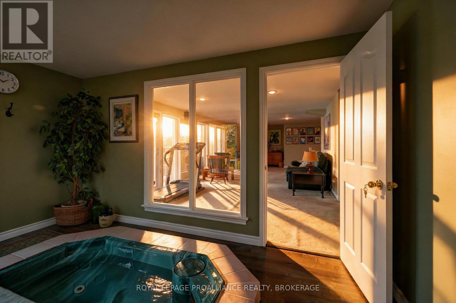 6 VANSTON ROAD - Image 26