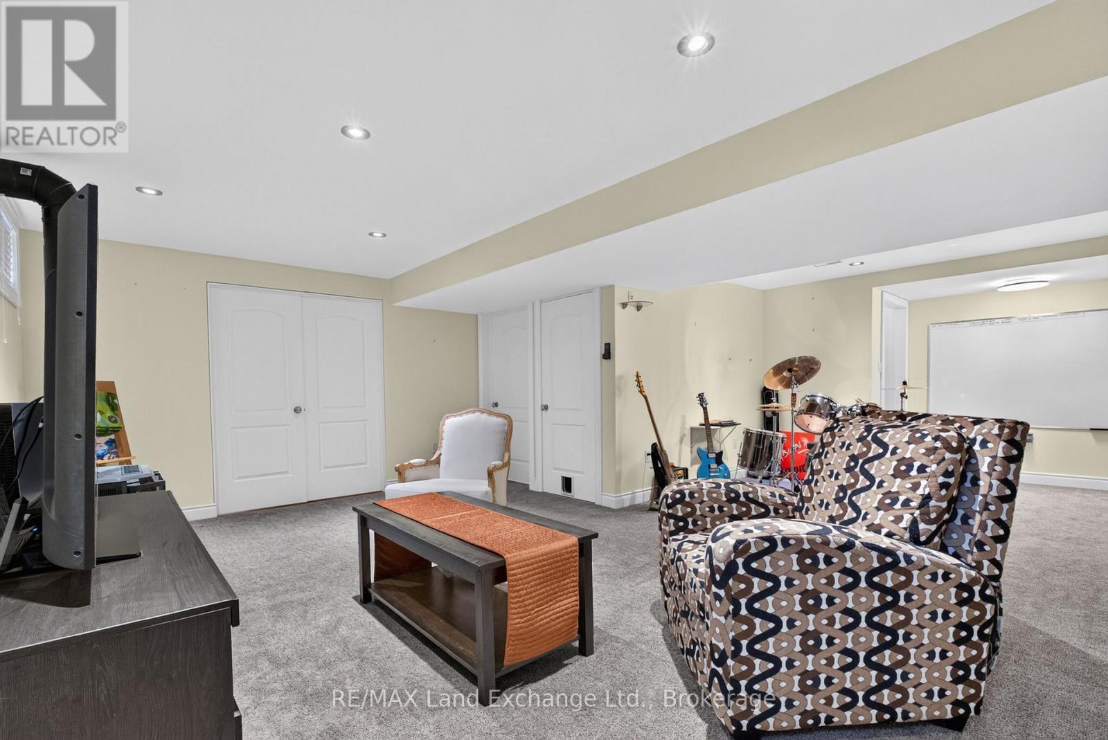 709 MCGAW DRIVE - Image 28