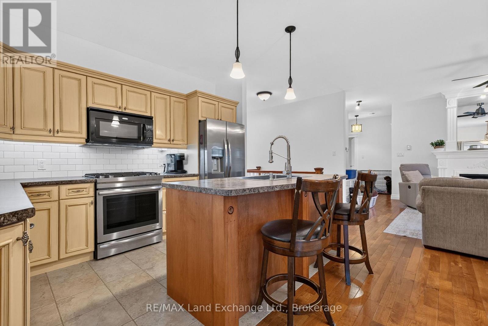 709 MCGAW DRIVE - Image 8