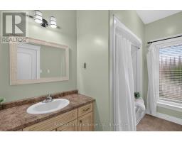 709 Mcgaw Drive, Kincardine, ON N2Z1W1 Photo 24