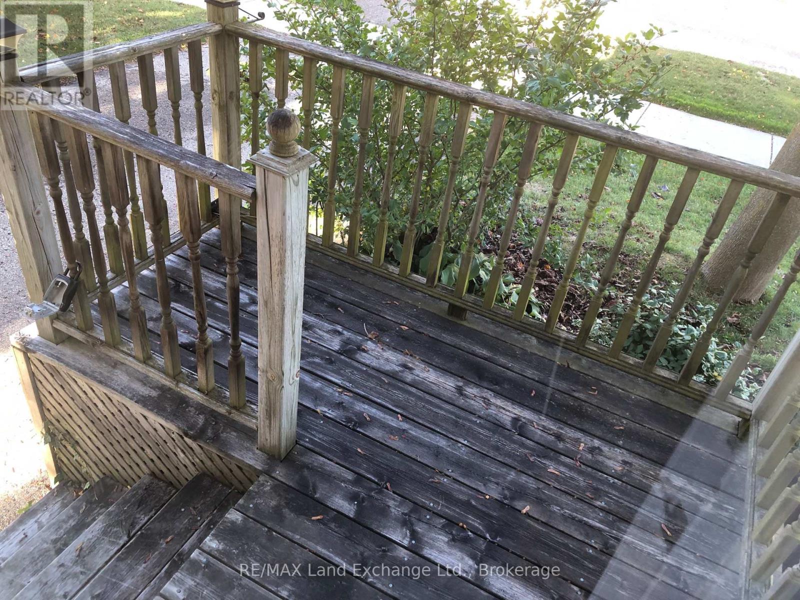 1079 HURON TERRACE - 24