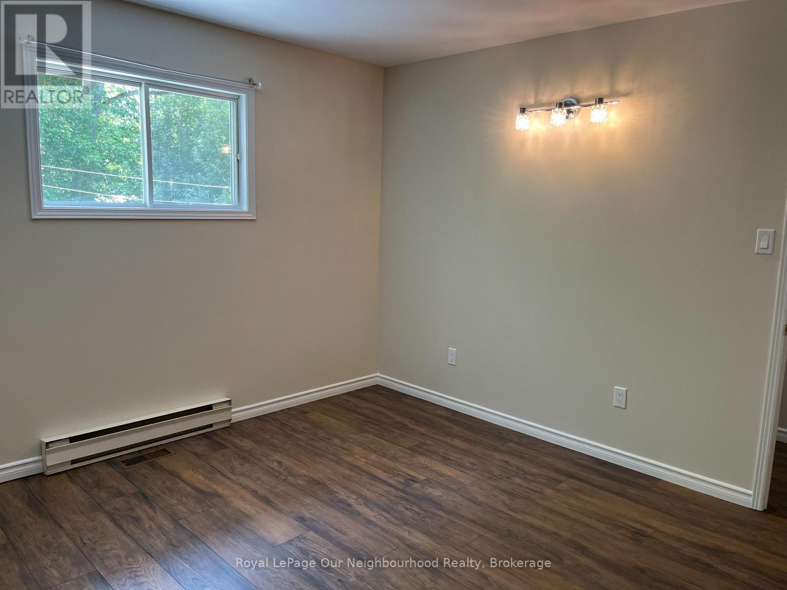 72 LAKESHORE ROAD - 20