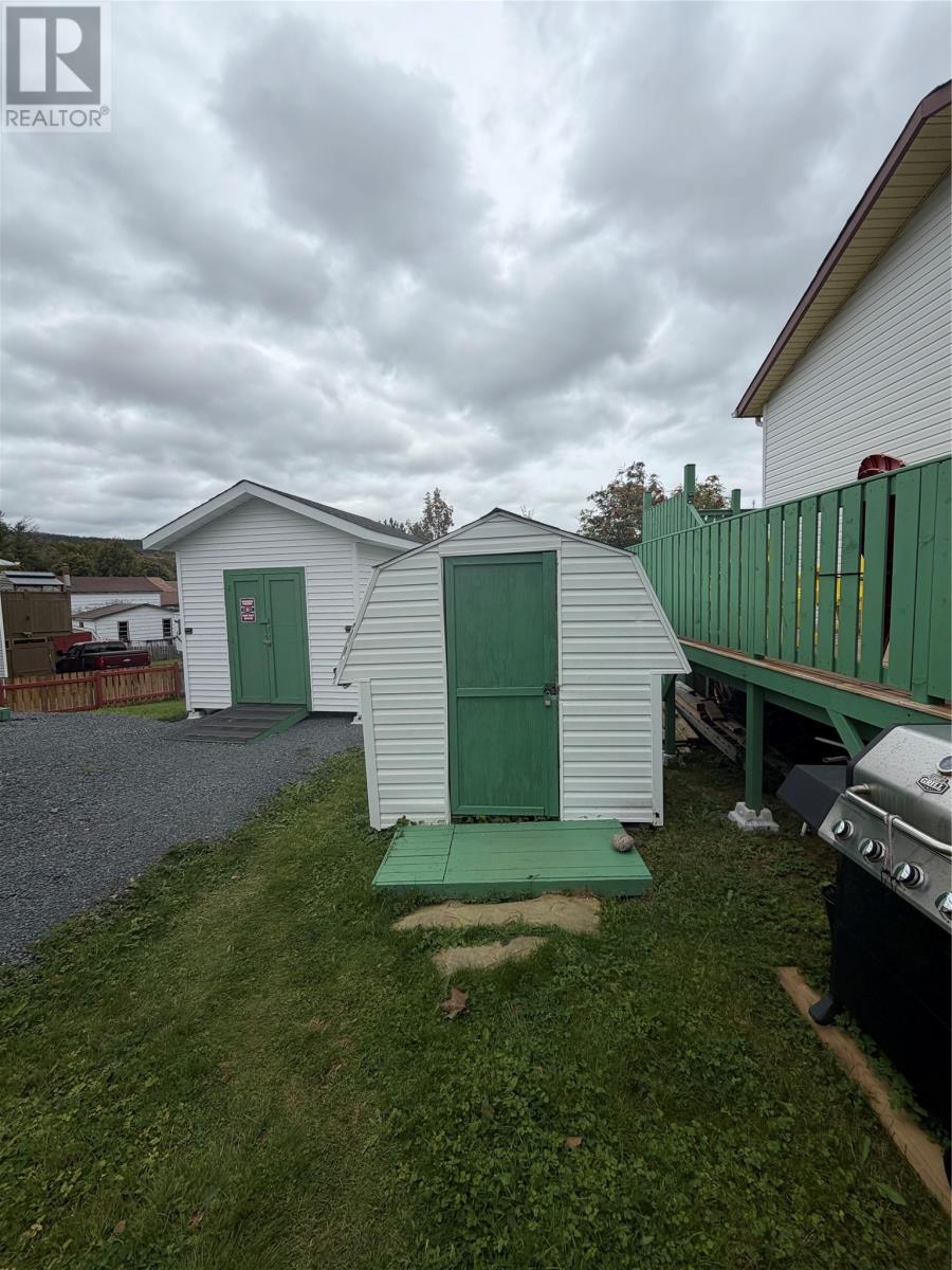 4 Rectory Avenue - 30