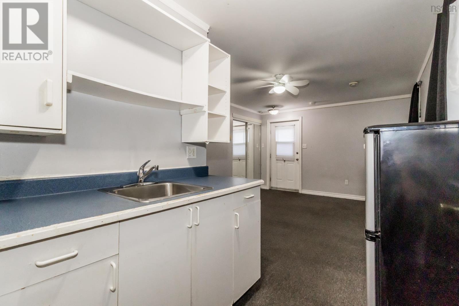 11 Robie Tufts Drive - Image 26