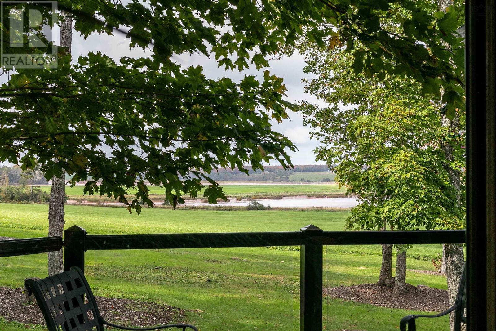 17 Garden Gate Lane - Image 5