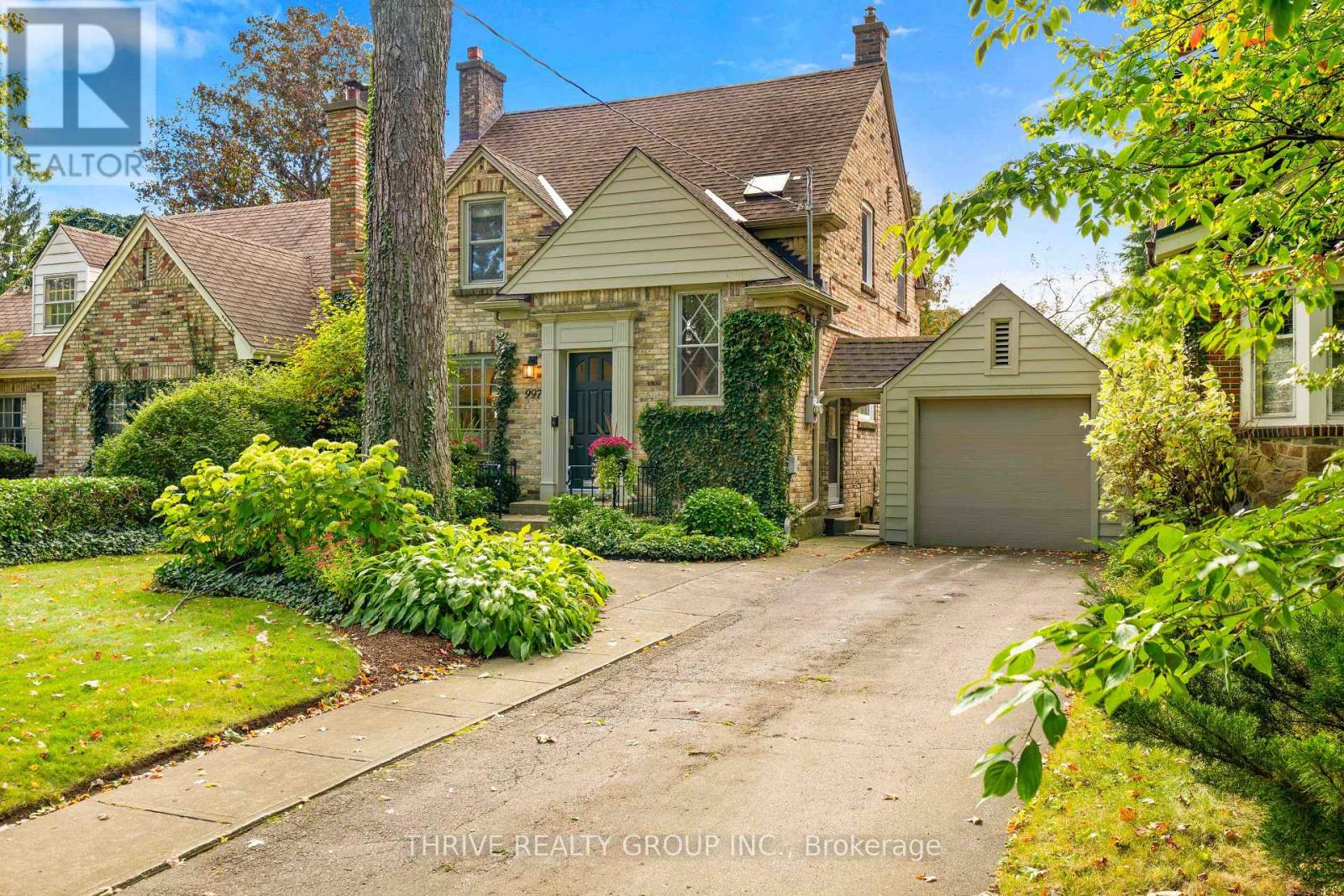 997 MAITLAND STREET - 2