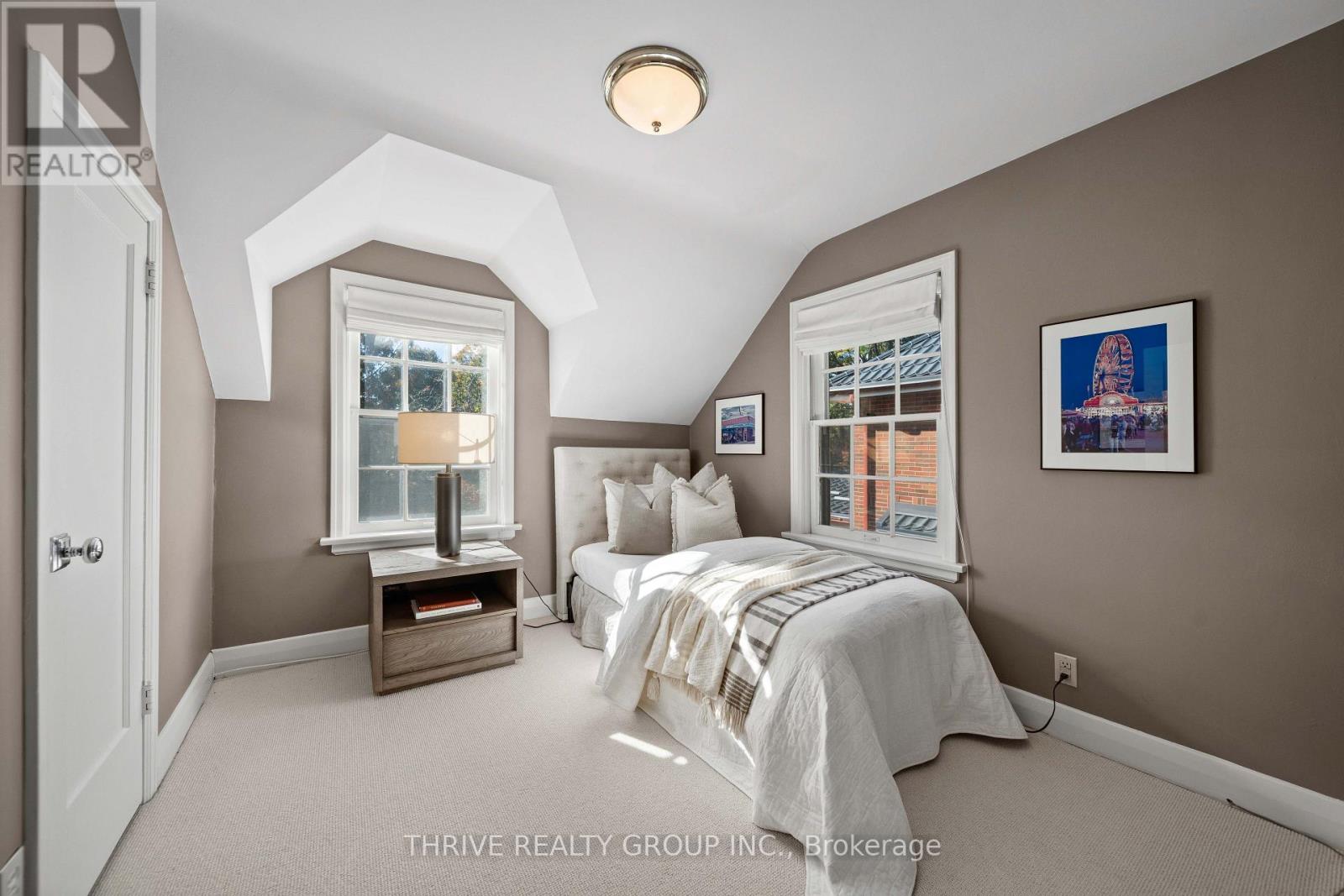 997 MAITLAND STREET - Image 30