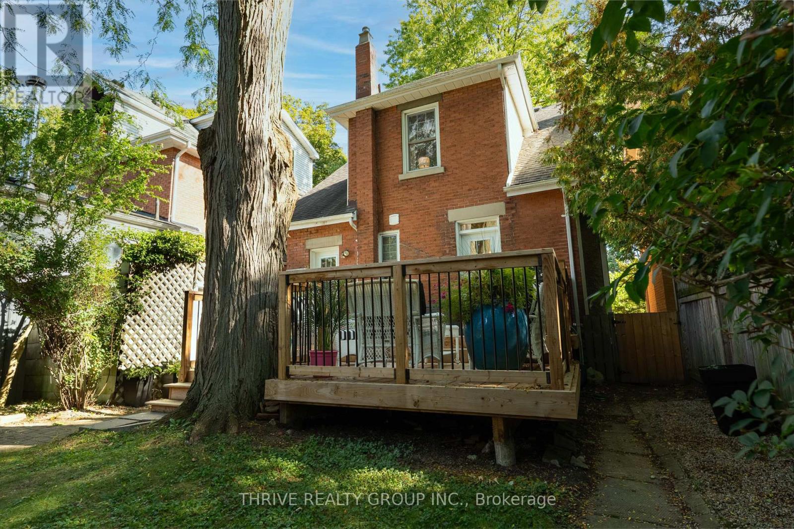 943 WATERLOO STREET - Image 11
