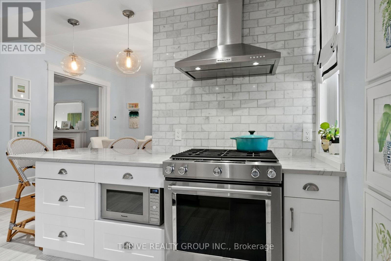 943 WATERLOO STREET - Image 22
