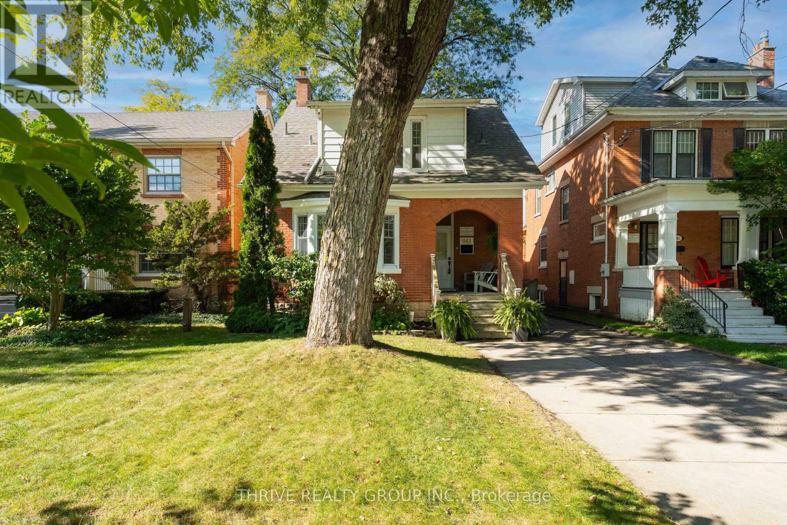 943 WATERLOO STREET - Image 3