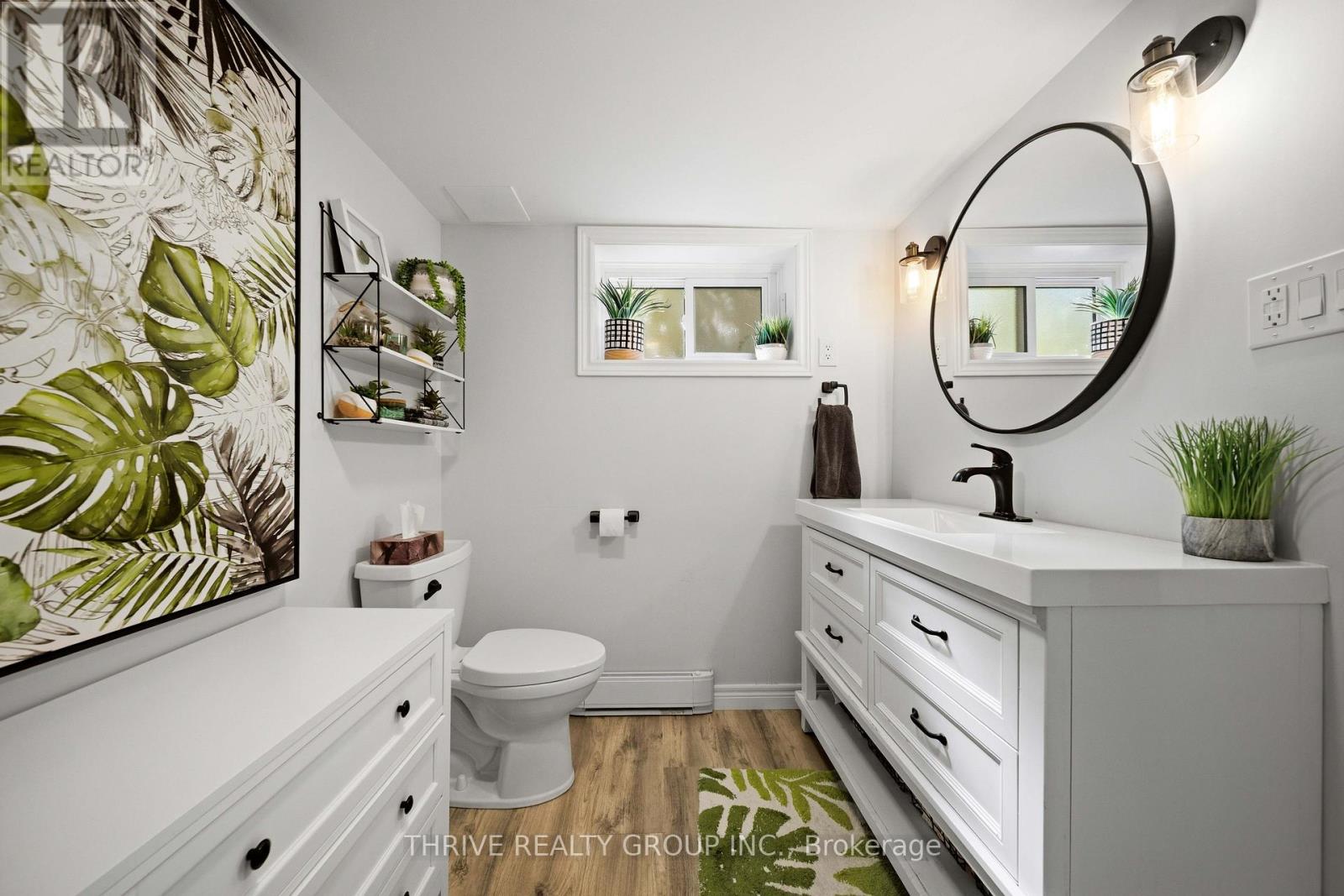 943 WATERLOO STREET - Image 42