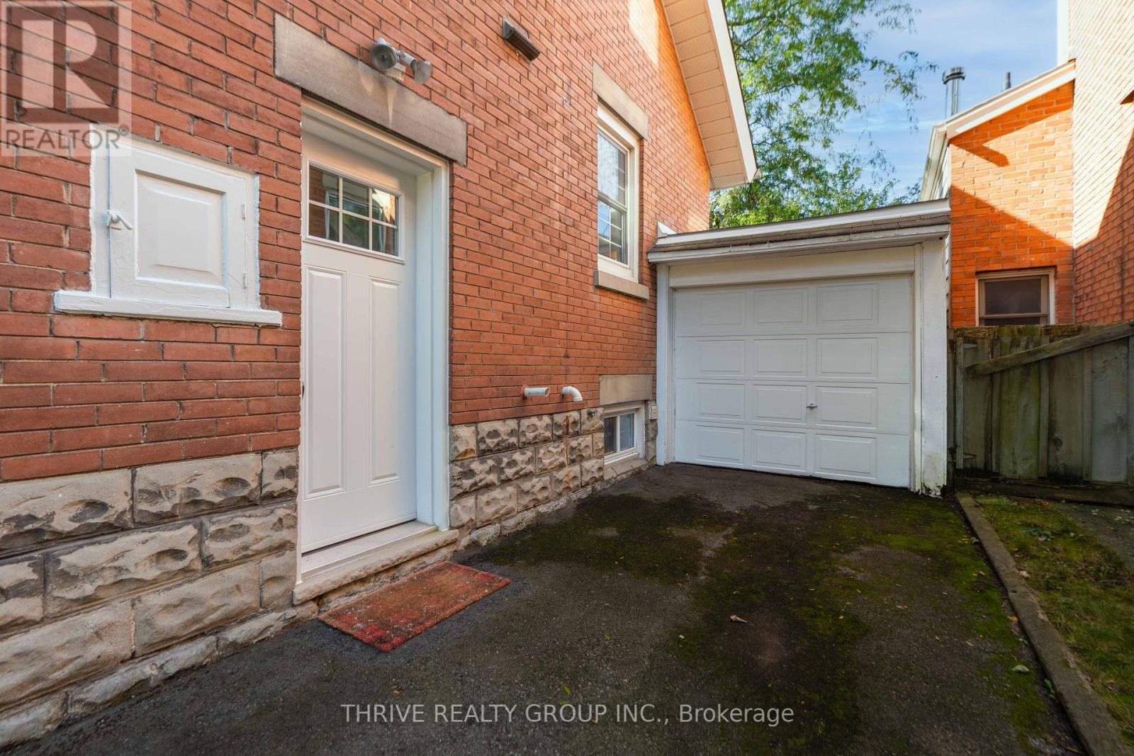 943 WATERLOO STREET - Image 7