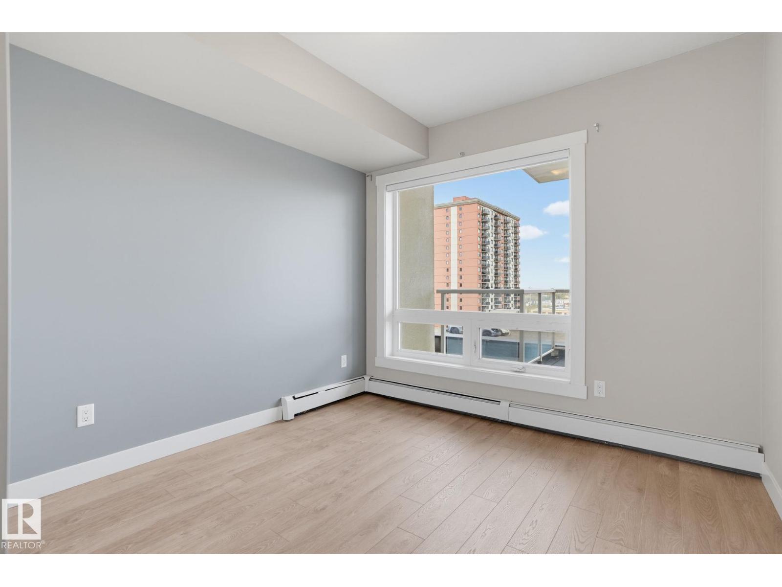 #603 10226 104 ST NW - 11