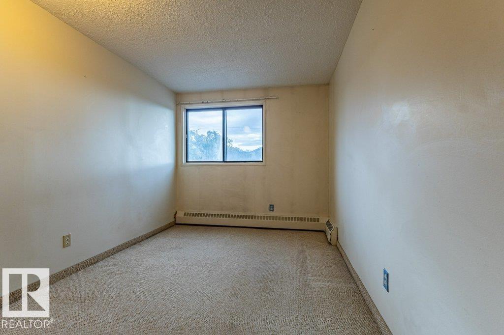 #212 5316 118 AV NW - 18