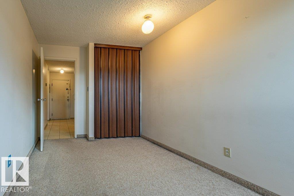#212 5316 118 AV NW - 19