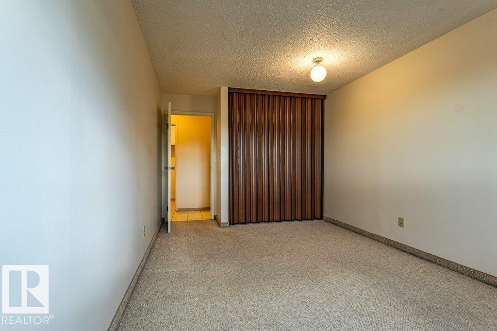 #212 5316 118 AV NW - 21