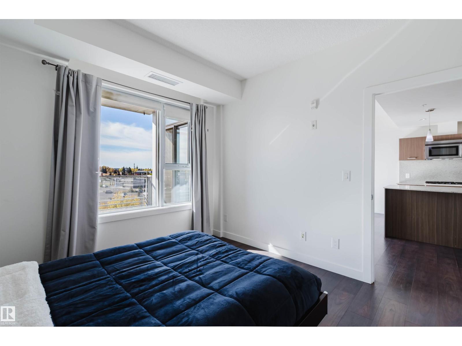 #401 2504 109 ST NW - Image 23
