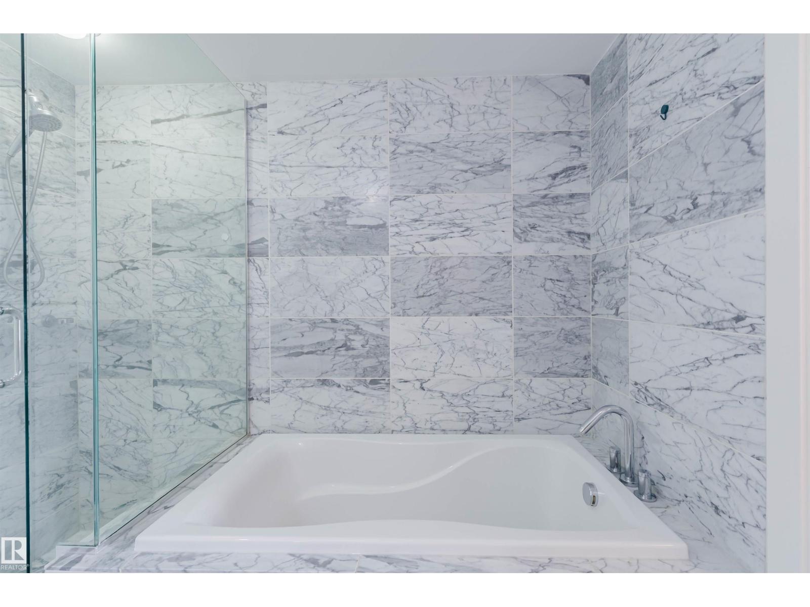 #401 2504 109 ST NW - Image 27