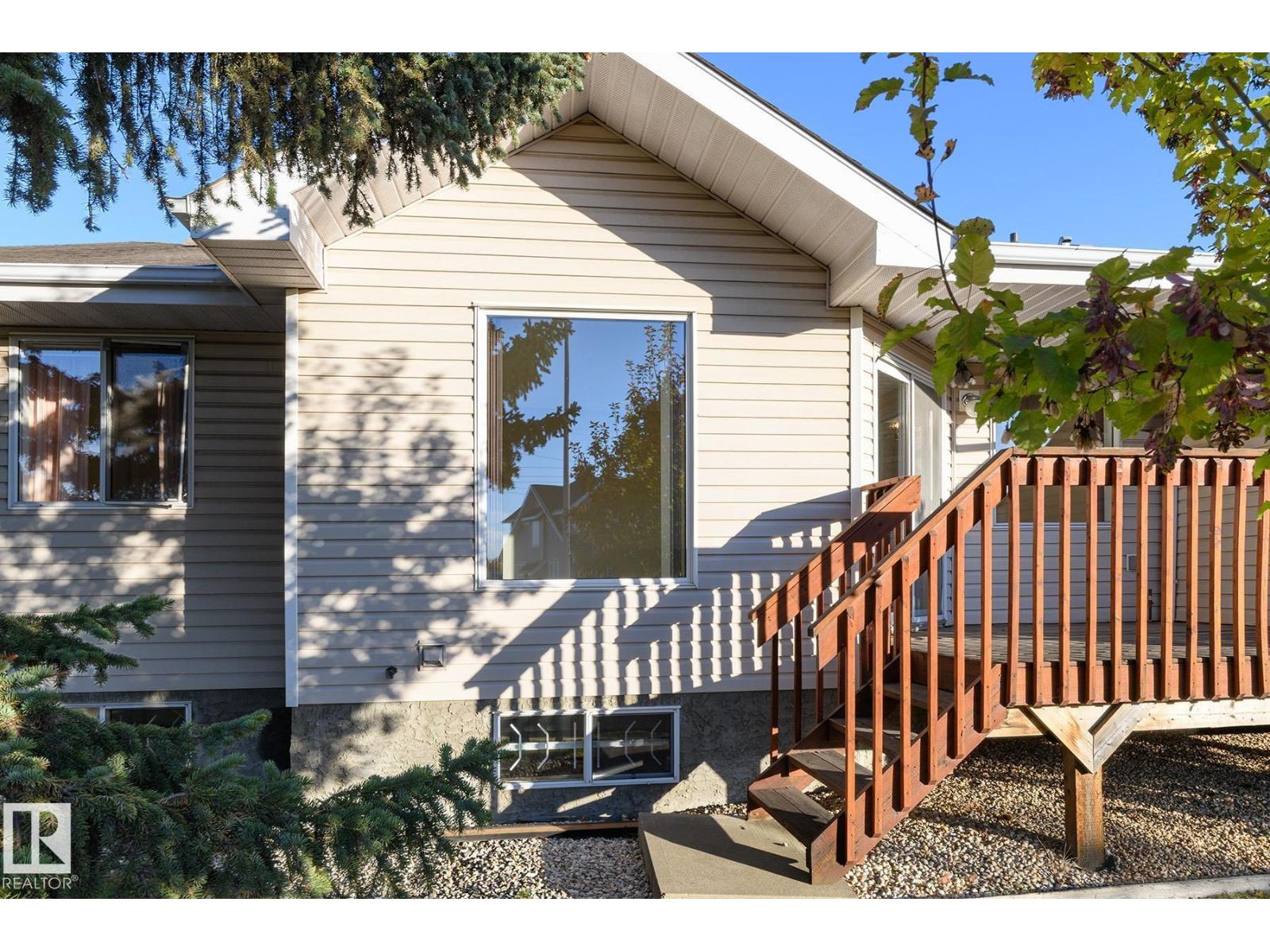 #27 13217 155 AV NW - 33
