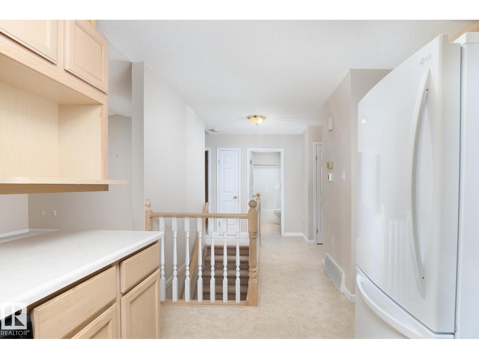 #27 13217 155 AV NW - 7