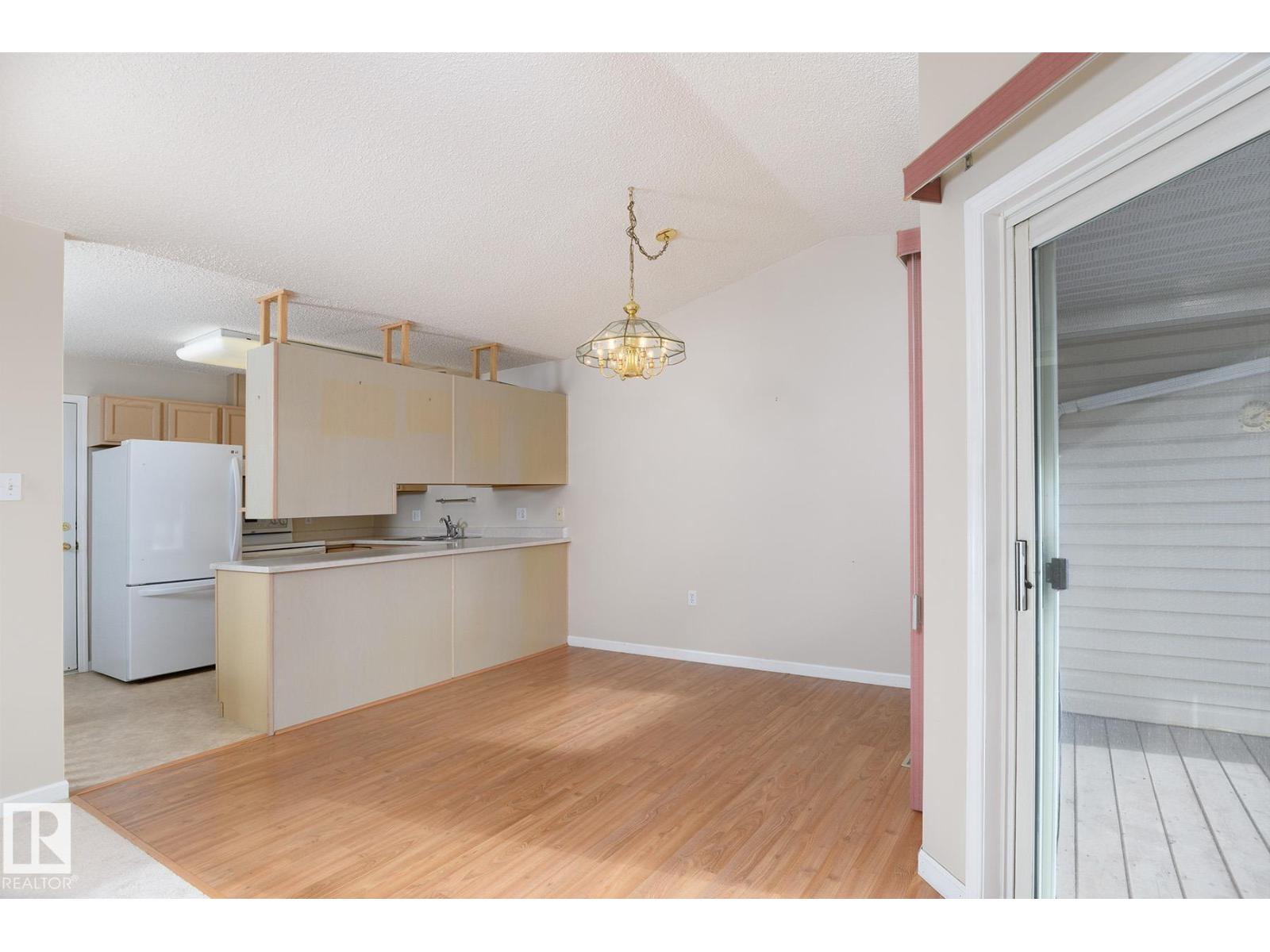 #27 13217 155 AV NW - 9
