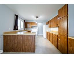Bedroom 5 - 3908 41 Av Nw, Edmonton, AB T6L5M4 Photo 9
