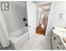 9 Rose Drive thumbnail 23