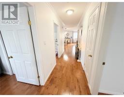 9 Rose Drive thumbnail 24