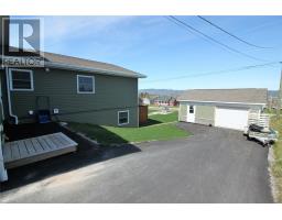 9 Rose Drive thumbnail 3