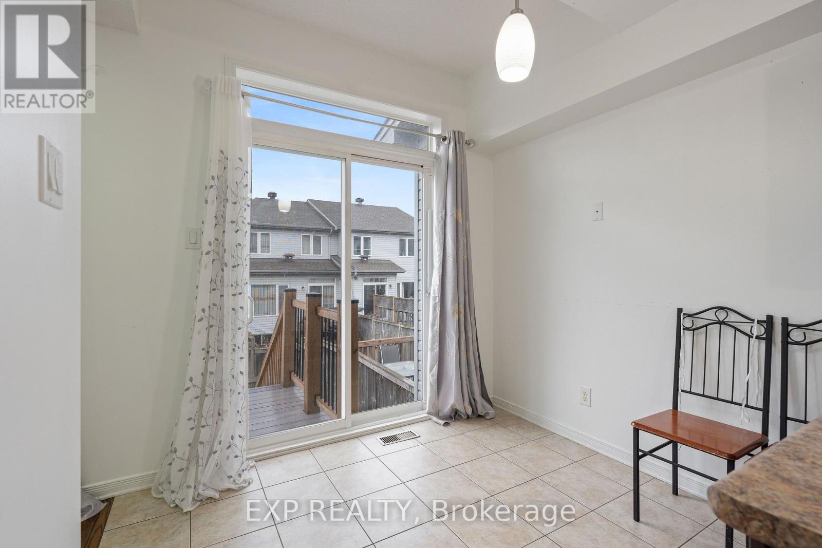 333 ROLLING MEADOW CRESCENT - 10