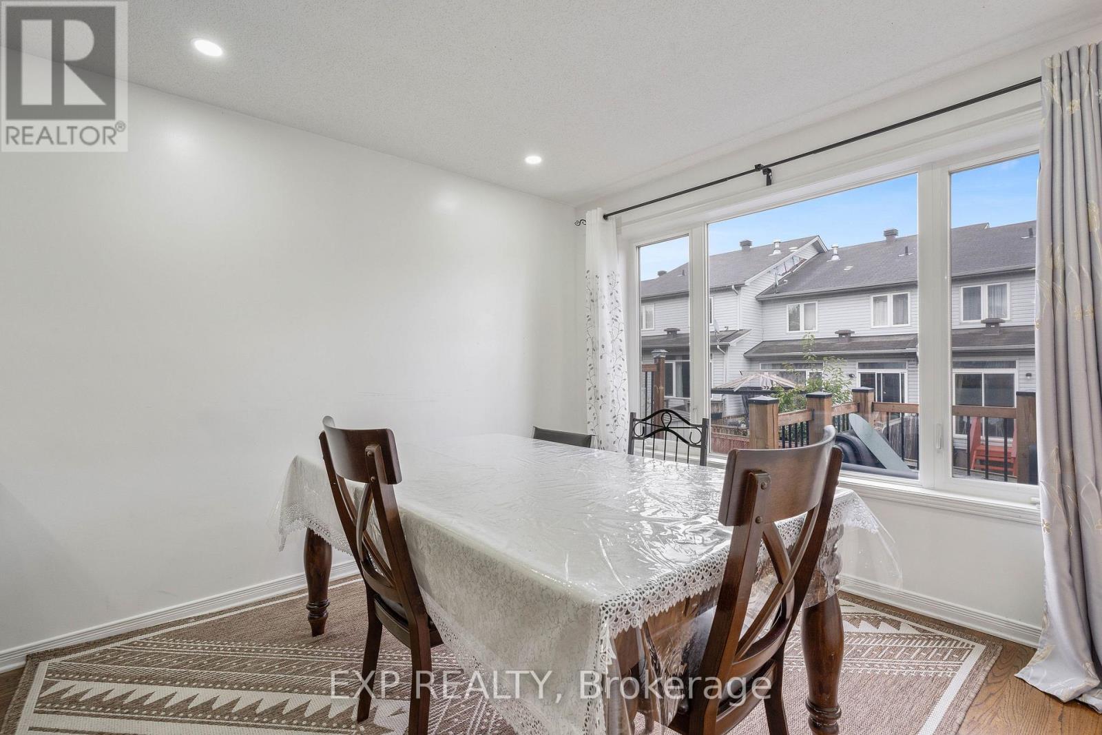 333 ROLLING MEADOW CRESCENT - Image 9
