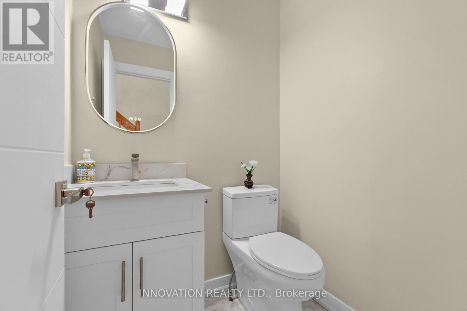 2 HACKETT STREET - Image 18