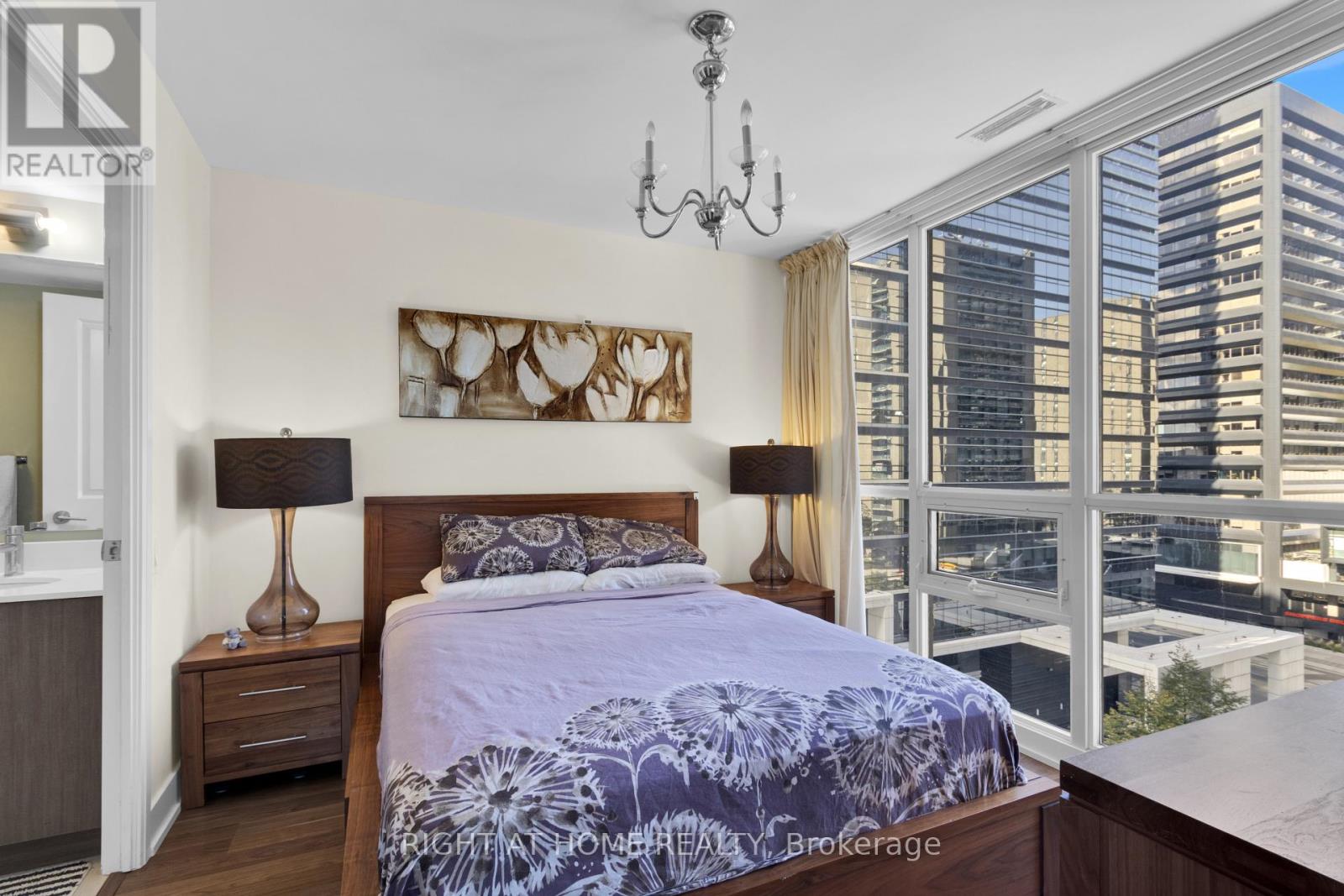 #904 23 SHEPPARD AVENUE E - 12