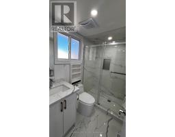24 Pipers Green Avenue, Toronto, ON M1S3J8 Photo 14