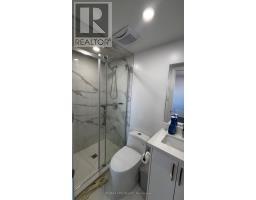 24 Pipers Green Avenue, Toronto, ON M1S3J8 Photo 9
